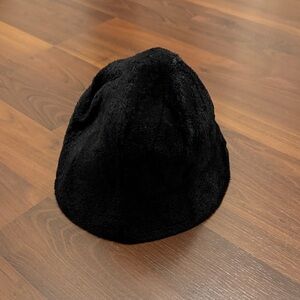 Vintage GAP Black Fuzzy Hat